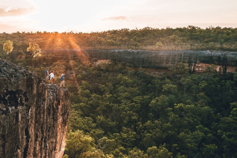 Jarramali Rock Art Tours, Queensland © Tourism Australia